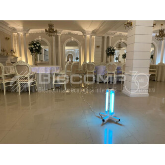Dispozitiv de dezinfectie cu lumina ultravioleta UV-C MINI 360 4x15W, cu montare pe cadru mobil